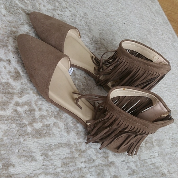Charlotte Russe Fringe Ankle Faux Suede Pointy Toe Flat Shoes 10 Brown - Picture 3 of 16